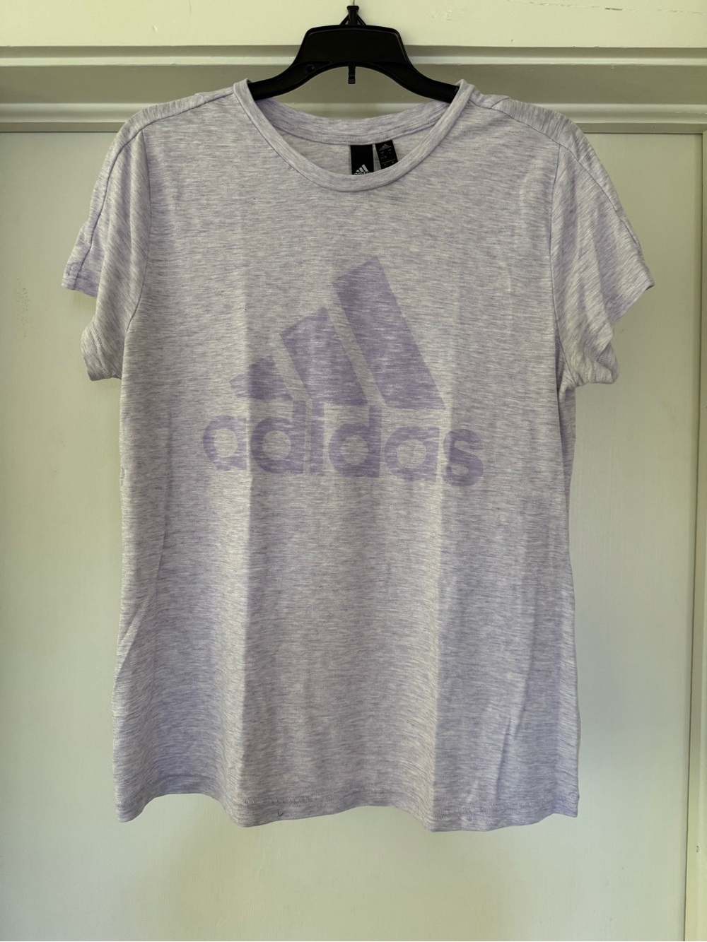 Adidas lavender heather t-shirt sz Large